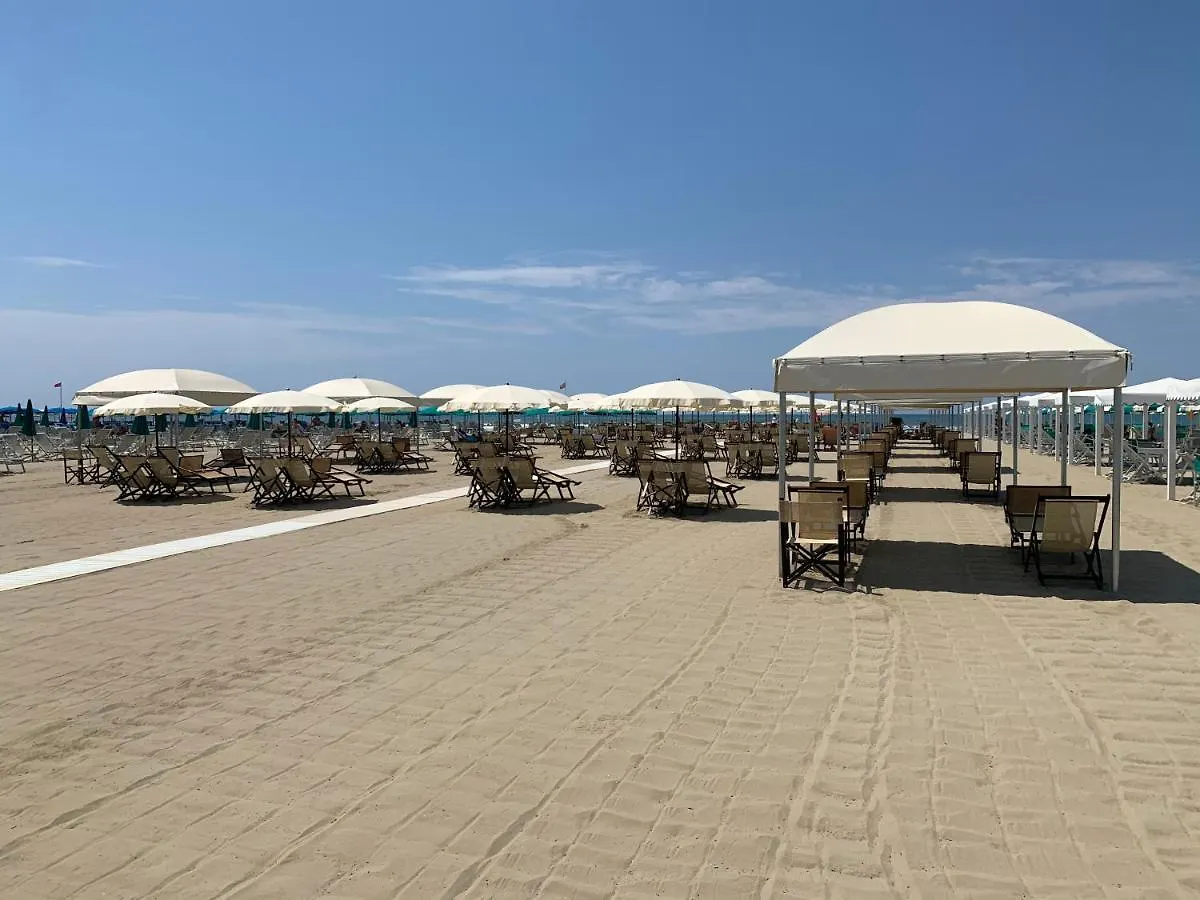 Stabilimento Balneare Città Giardino - Casa Vacanza Viareggio 0*,  Italia