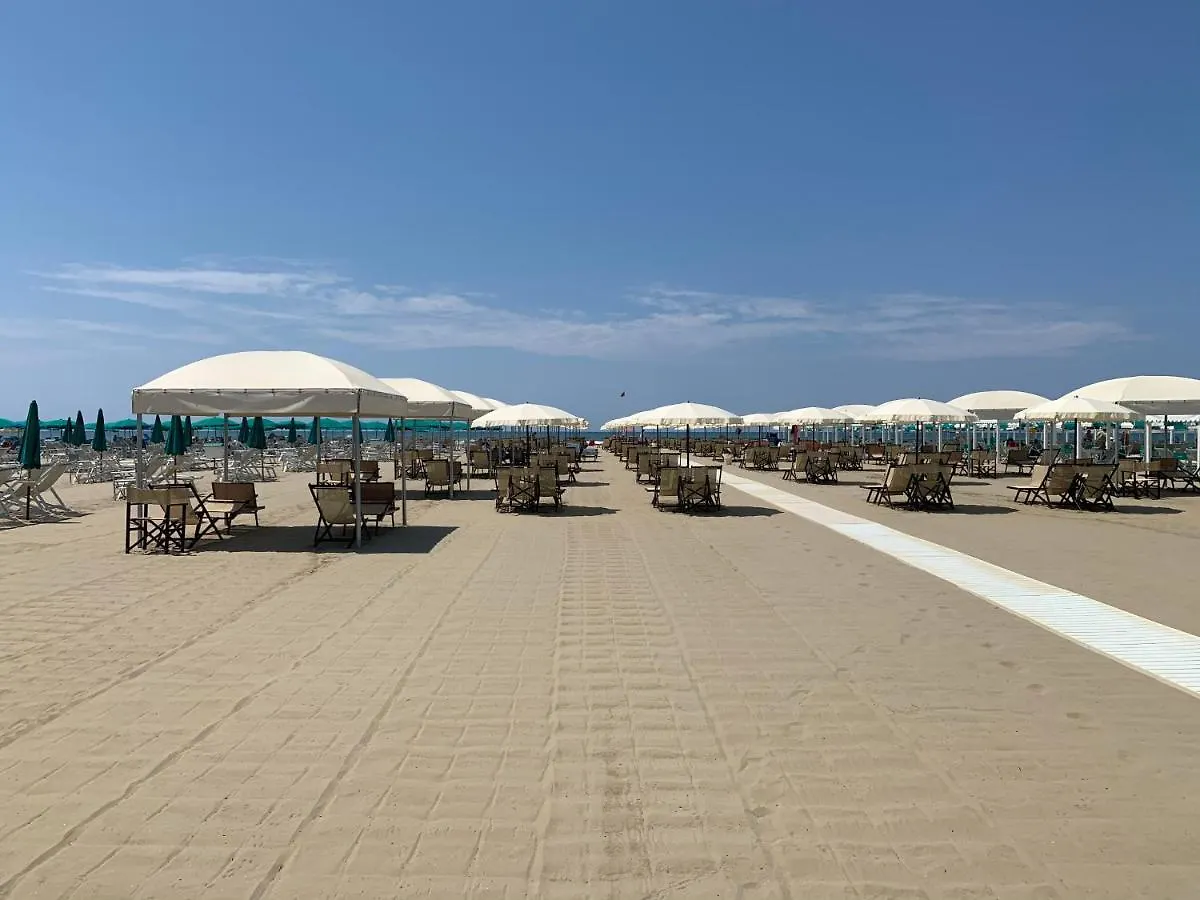 Stabilimento Balneare Città Giardino - Casa Vacanza Viareggio 0*,  Italia